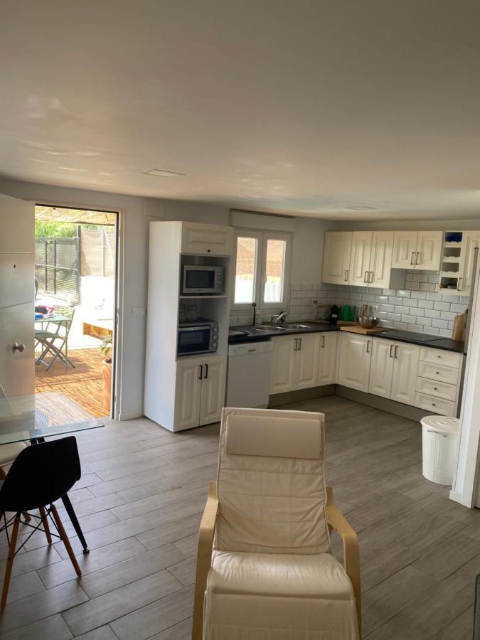 Casa Contener Estepona Exteriér fotografie
